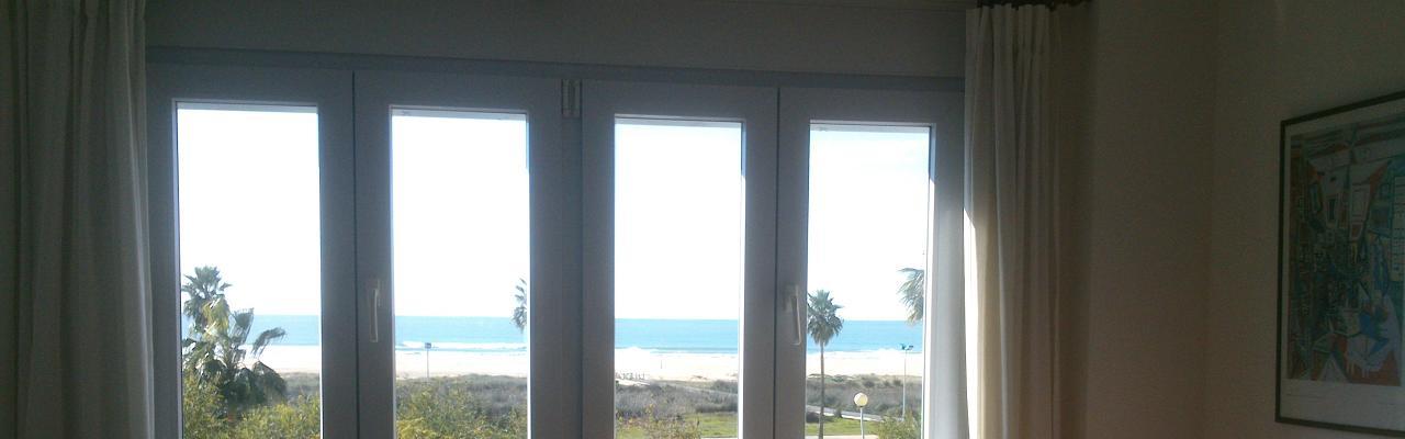 Onze mooie 2-slaapkamer-appartement op het prachtige strand van Conil de la Frontera